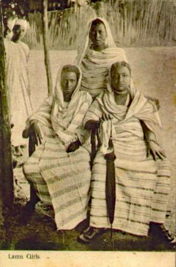 Lamu women apx. 1900